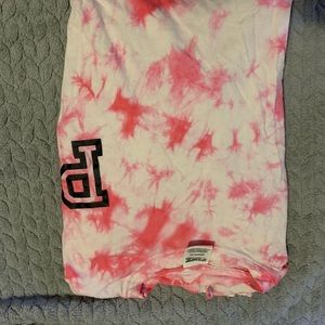 pink long sleeve shirt